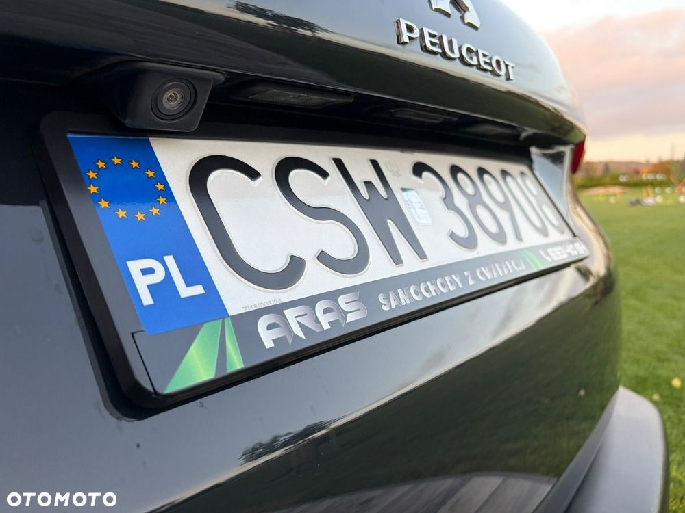 Peugeot 2008 - 16