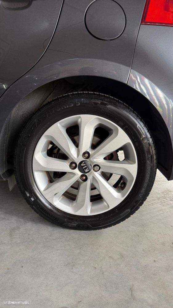 Kia Rio 1.2 CVVT Urban - 24