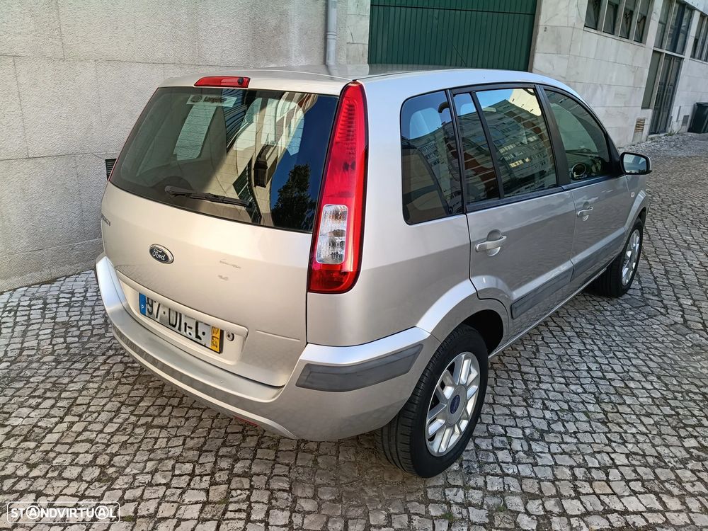 Ford Fusion 1.25 + - 4