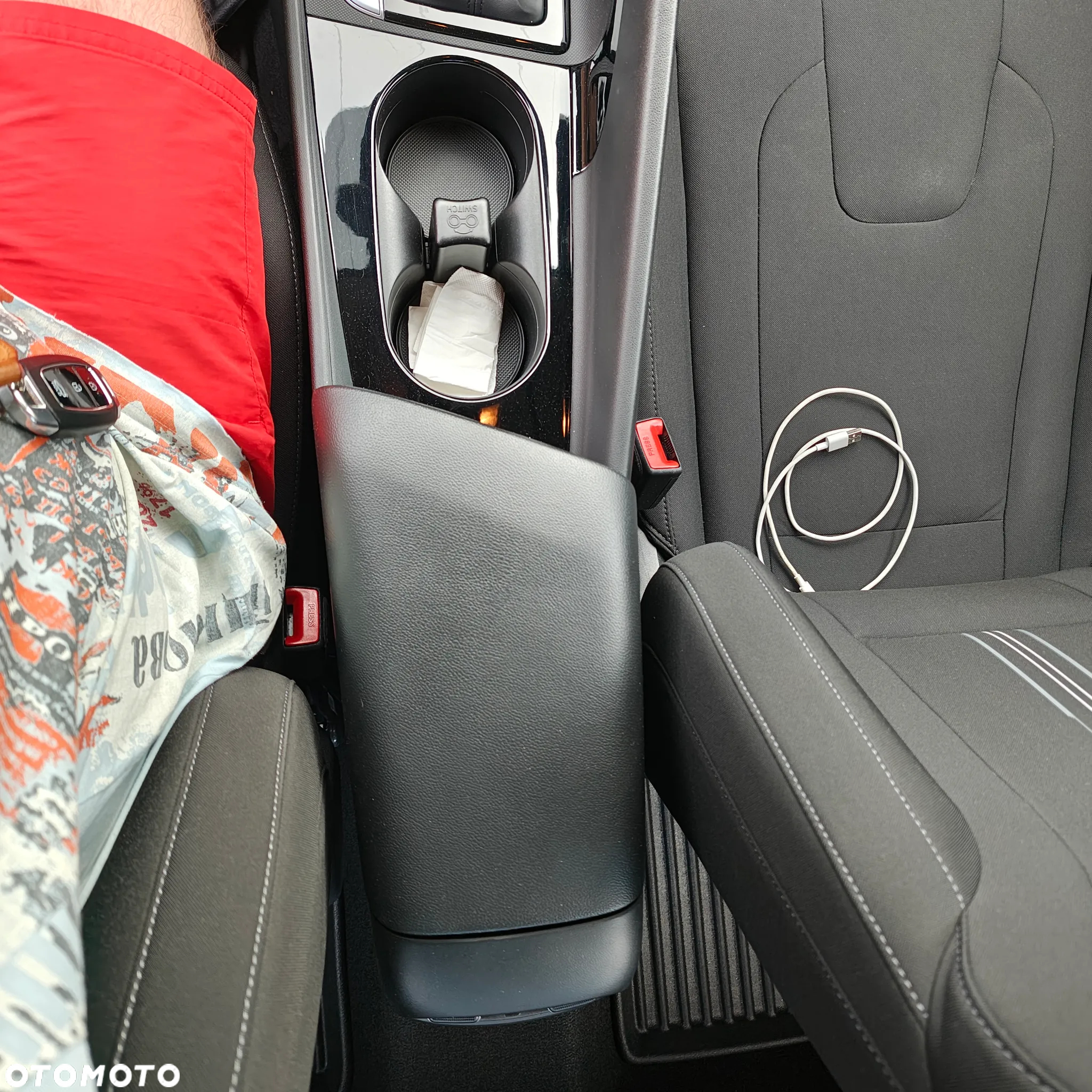 Hyundai Elantra 1.6 Executive CVT - 22