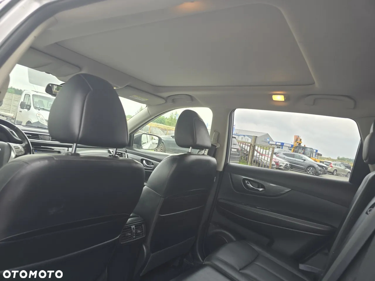 Nissan X-Trail 1.6 DCi Tekna 2WD Xtronic - 17