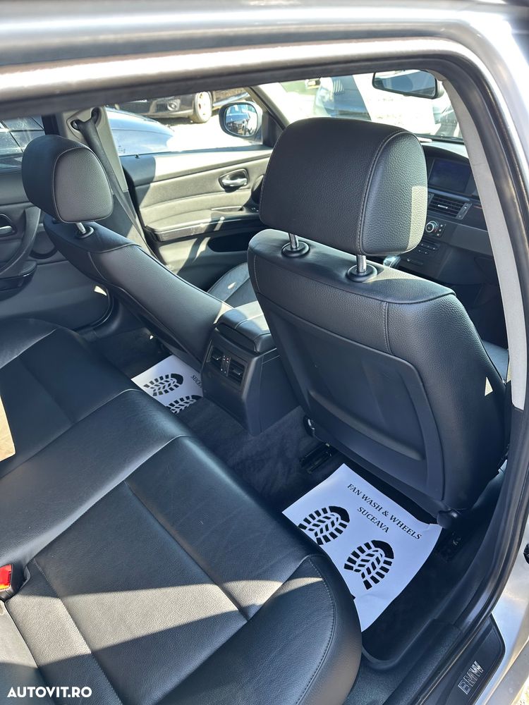 BMW Seria 3 320d xDrive Aut. Edition Exclusive - 11