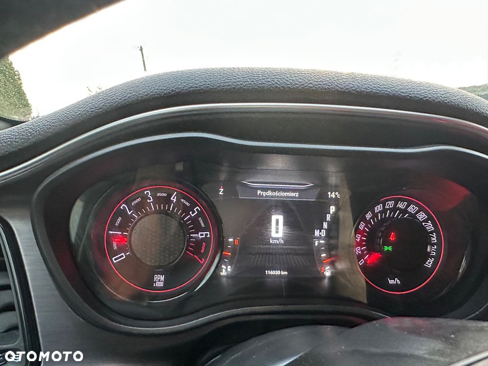 Dodge Challenger 3.6 SXT Plus - 12