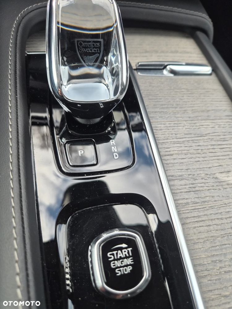 Volvo XC 90 B5 D AWD Plus Bright 7os - 17