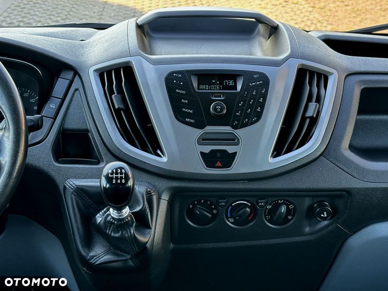 Ford Transit - 17