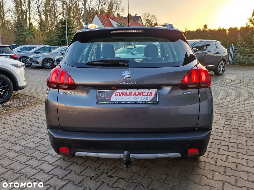 Peugeot 2008 BlueHDi FAP 120 STOP & START Allure - 10