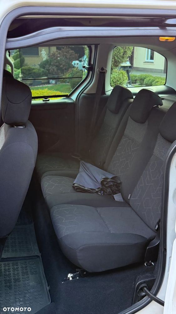 Peugeot Partner 1.6 BlueHDi Active - 6