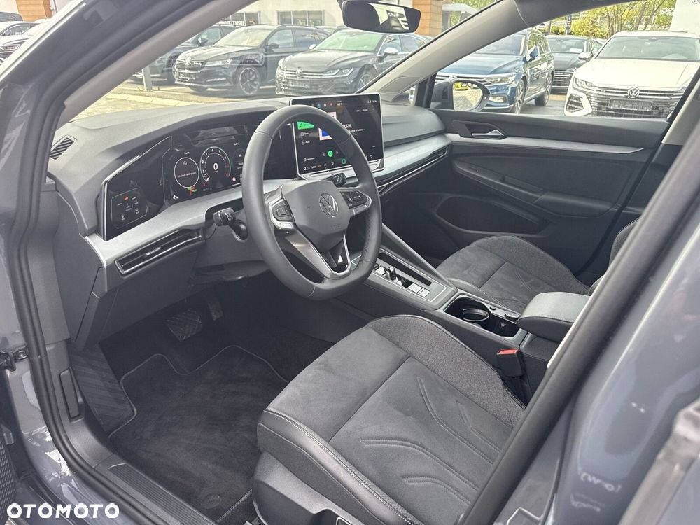 Volkswagen Golf Variant - 9
