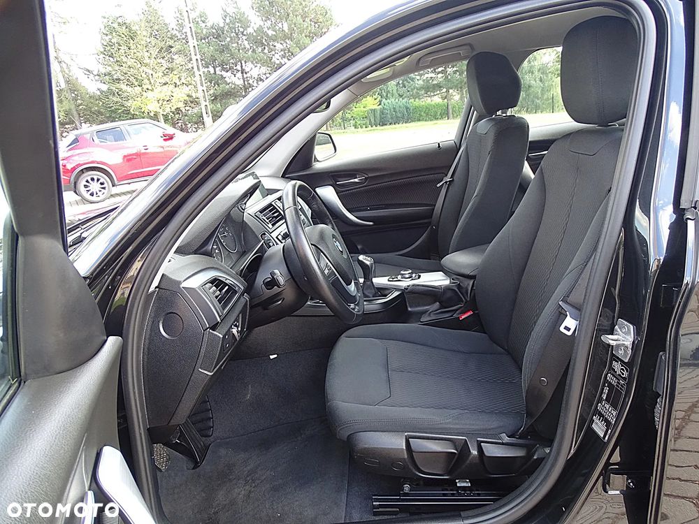 BMW Seria 1 116i Sport Line - 30