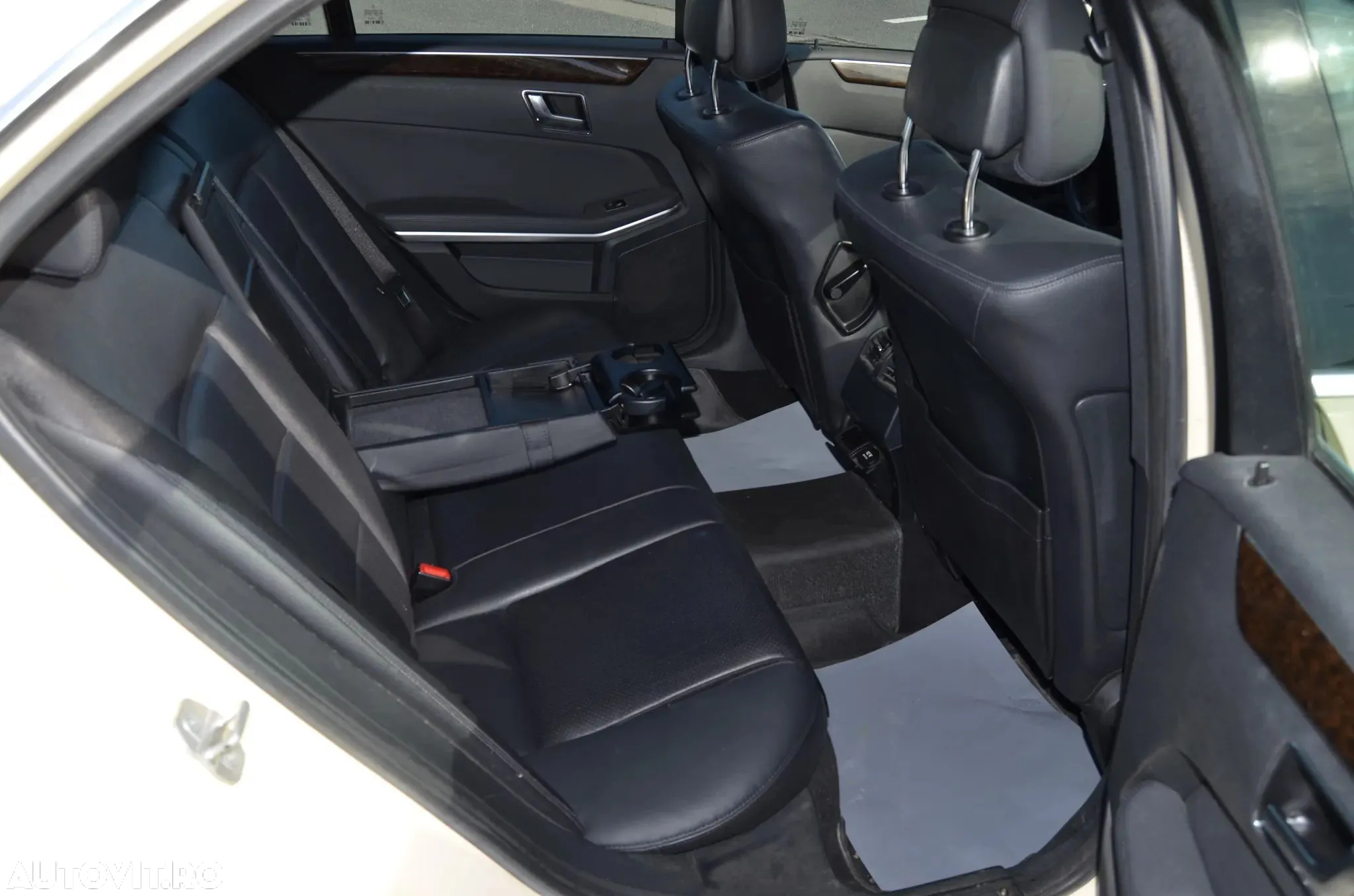 Mercedes-Benz E 200 CDI BlueEfficiency Aut. - 12