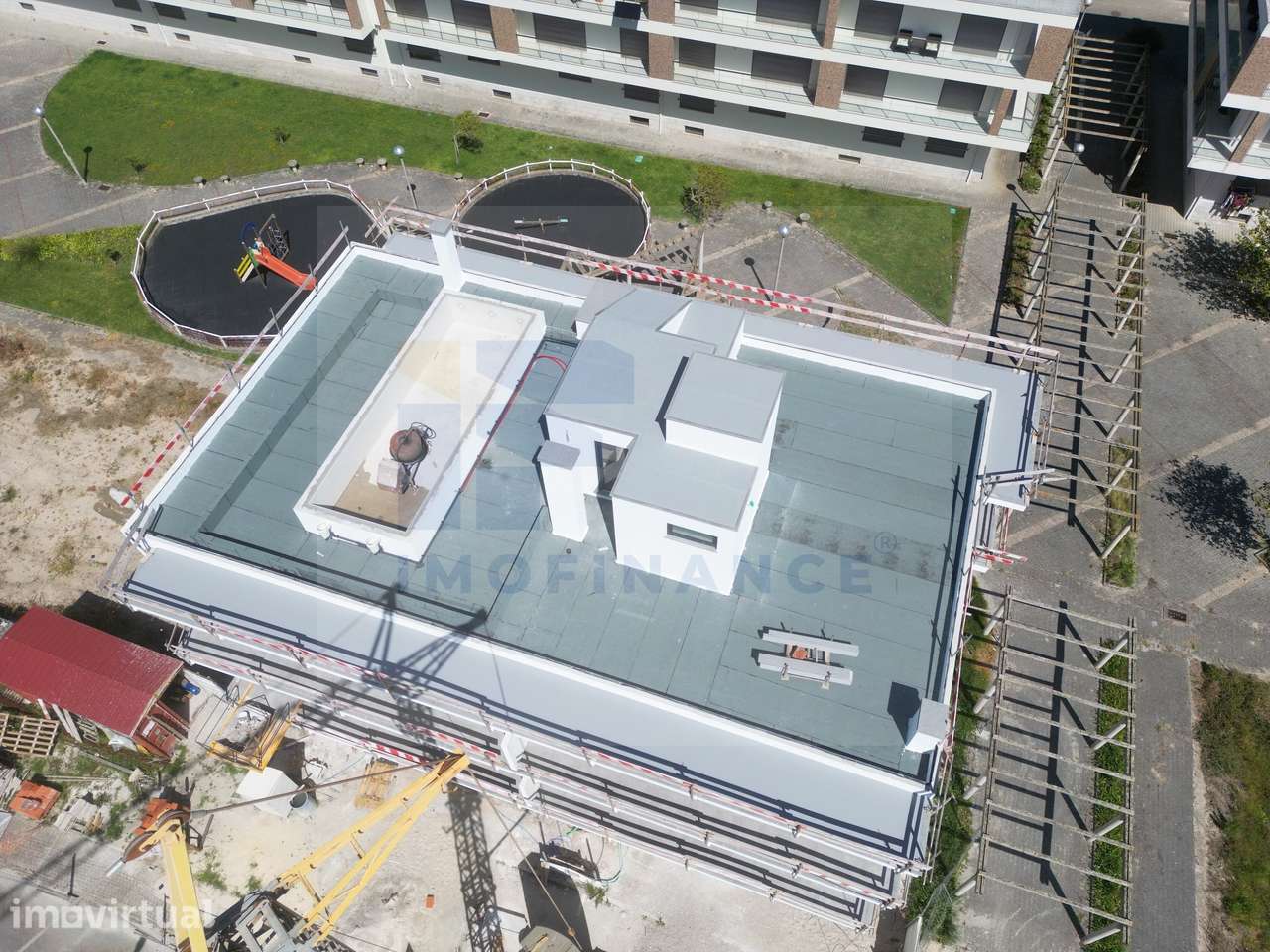 Apartamento T3 em Fase Final de Acabamentos — Praia da Consolação (... - Grande imagem: 3/25