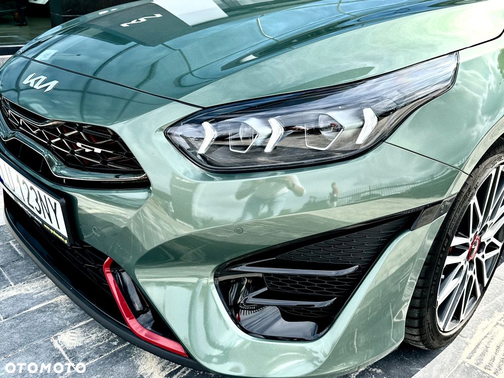 Kia ProCeed 1.6 T-GDI GT DCT - 3