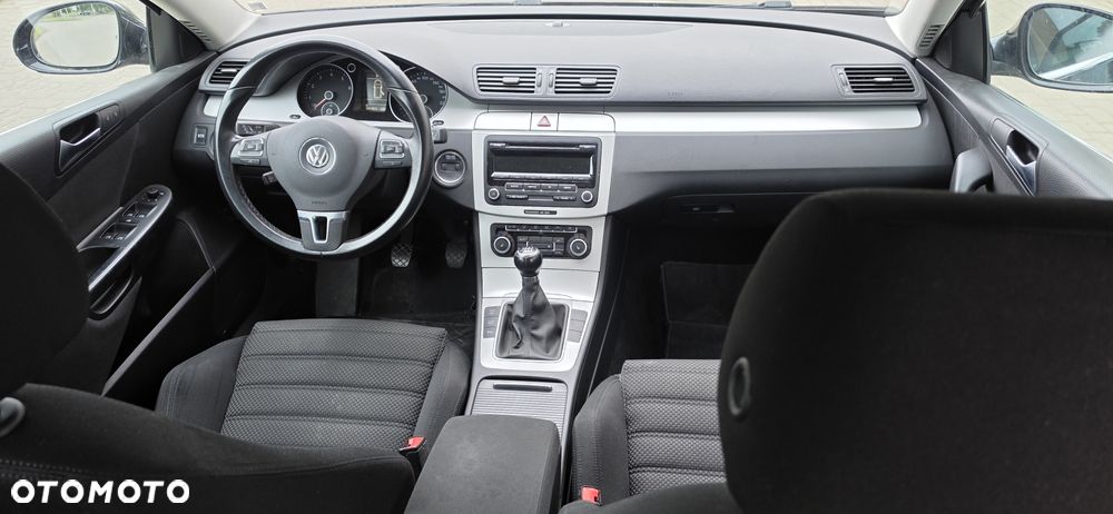 Volkswagen Passat 1.8 TSI R-Line Edition - 5