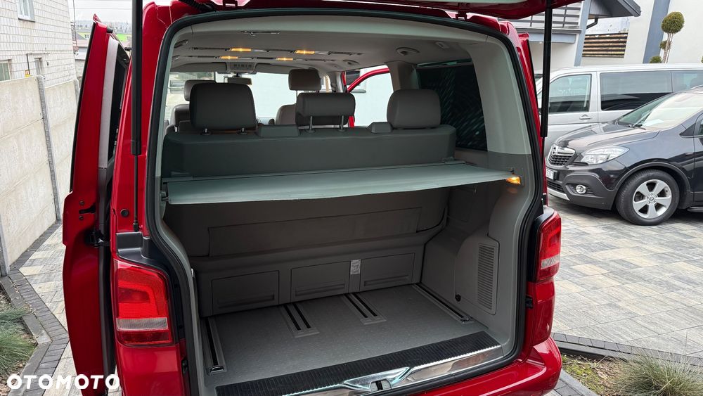 Volkswagen Multivan - 20