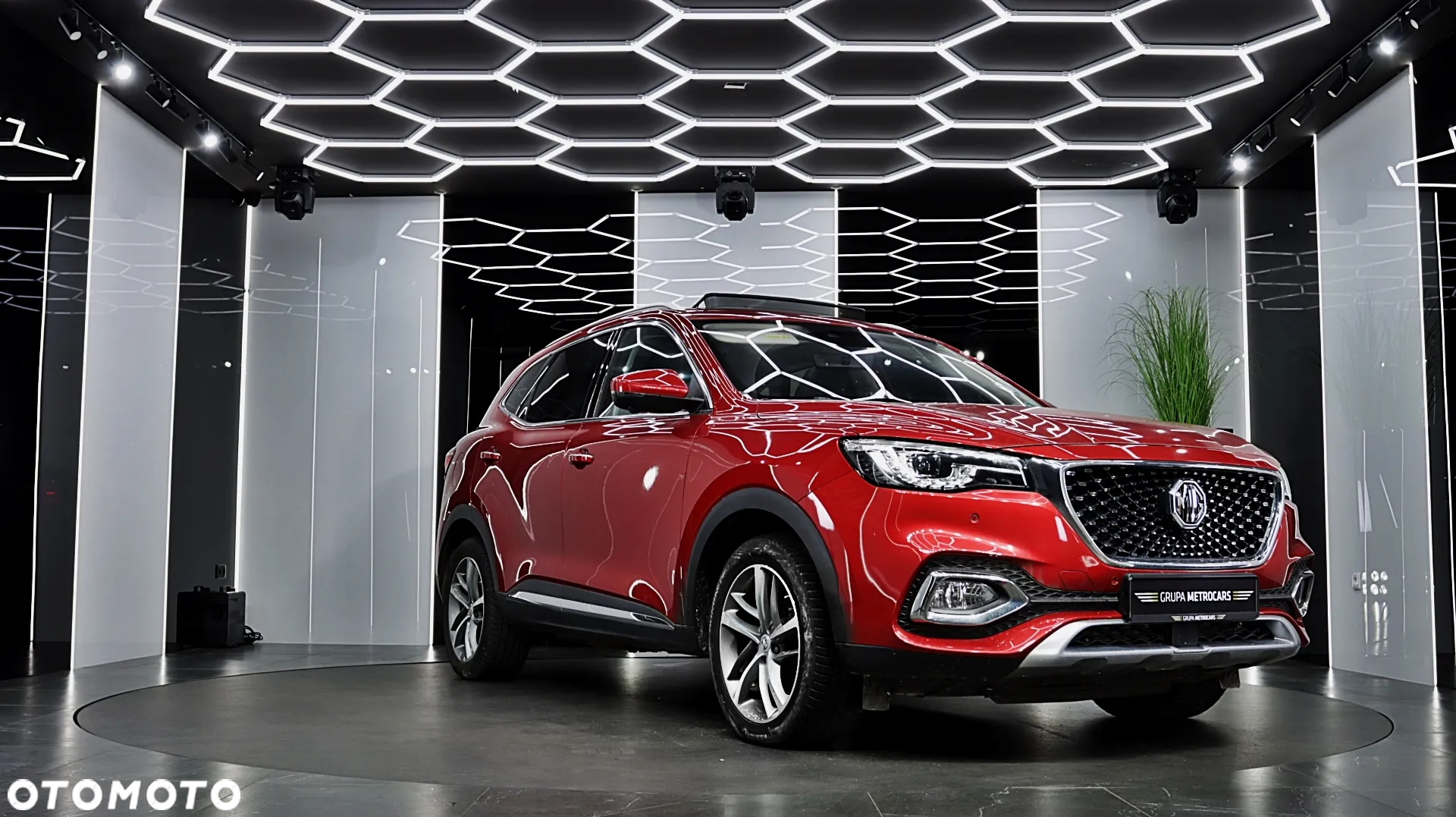 MG EHS 1.5T-GDI PHEV Luxury - 13
