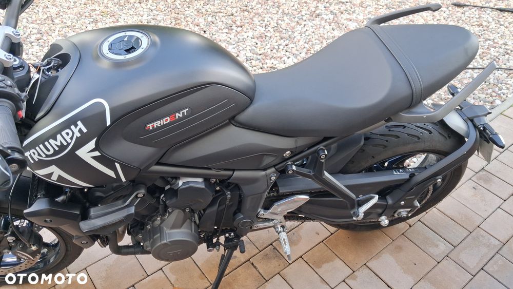 Triumph Trident - 8