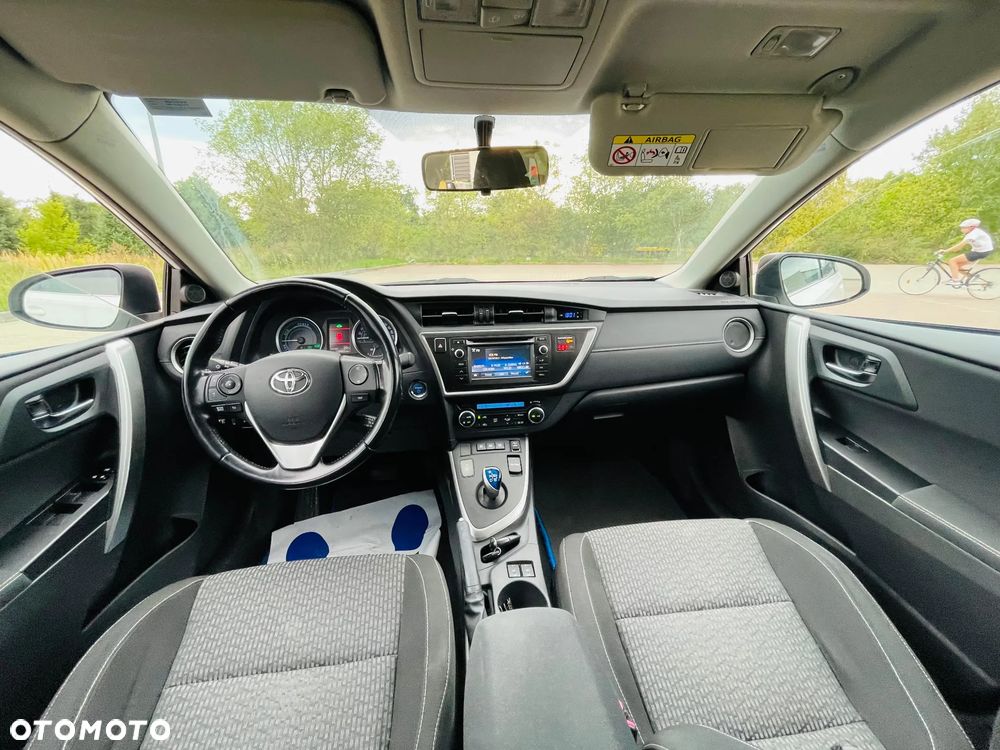 Toyota Auris 1.8 HSD Luna - 12