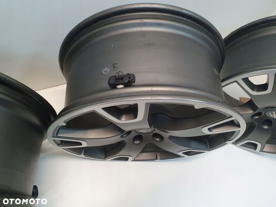 FELGI MASERATI LAVENTE 9JX20H2 ET40,5 5X114,3 - 7