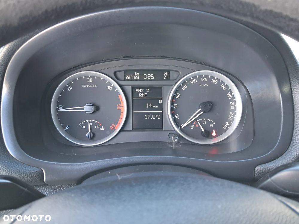 Skoda Roomster 1.9 TDI Style - 11