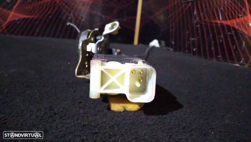 Fecho Da Porta Trás Dto Saab 9-3 (Ys3d) - 4