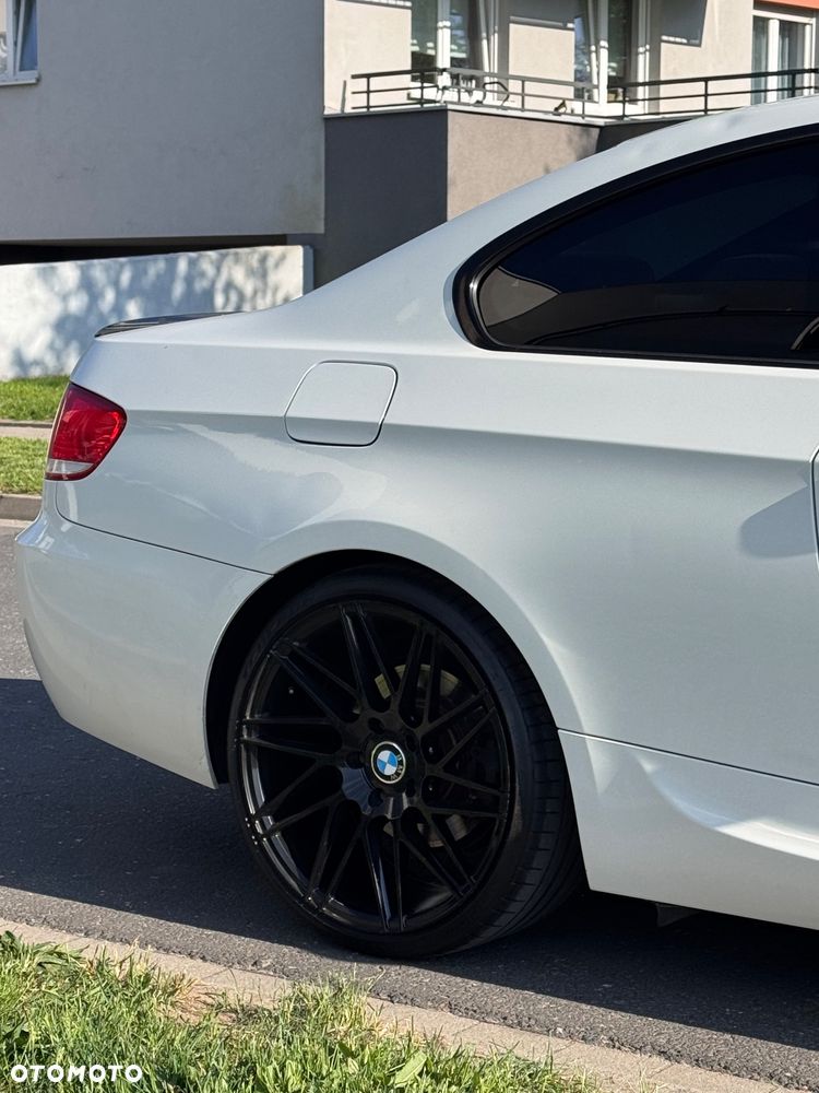 BMW Seria 3 320i M Sport Edition - 5