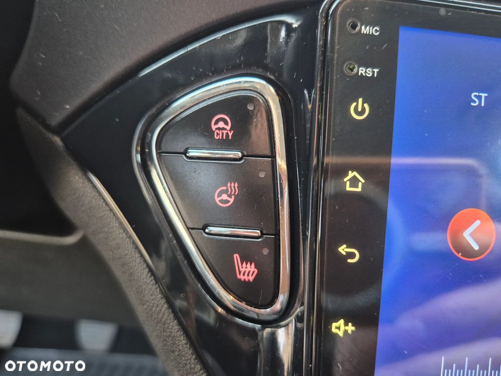 Opel Corsa 1.4 Enjoy - 16