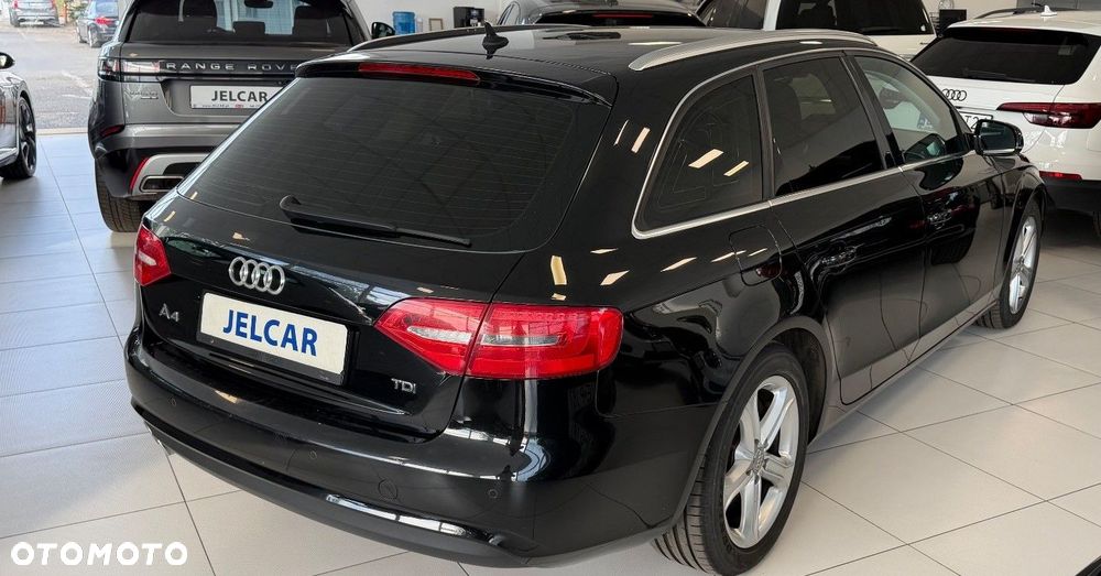 Audi A4 Avant - 23