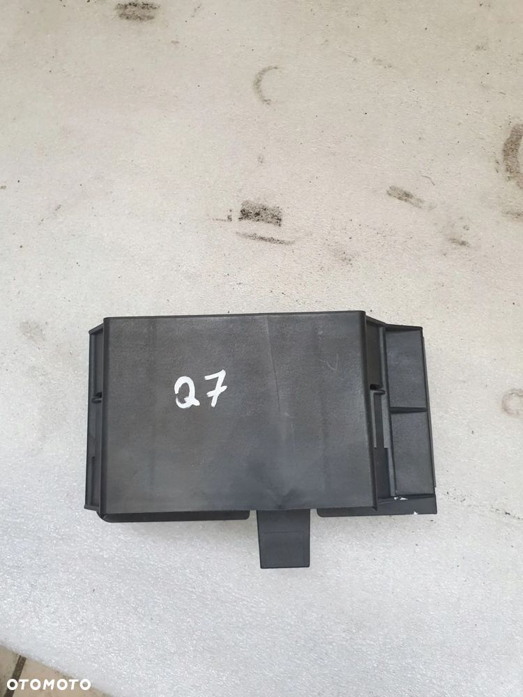 UCHWYT MOCOWANIE STEROWNIKA 4L0907333A AUDI Q7 4L - 3