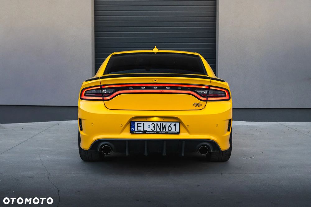 Dodge Charger 5.7 R/T - 12