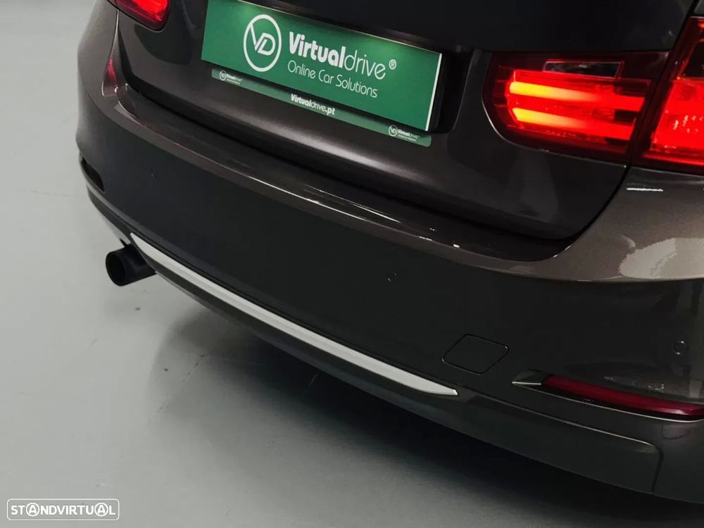 BMW 318 d Modern Line - 21