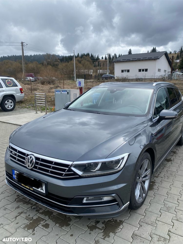 Volkswagen Passat Variant 2.0 TDI SCR 4Motion DSG Highline - 2