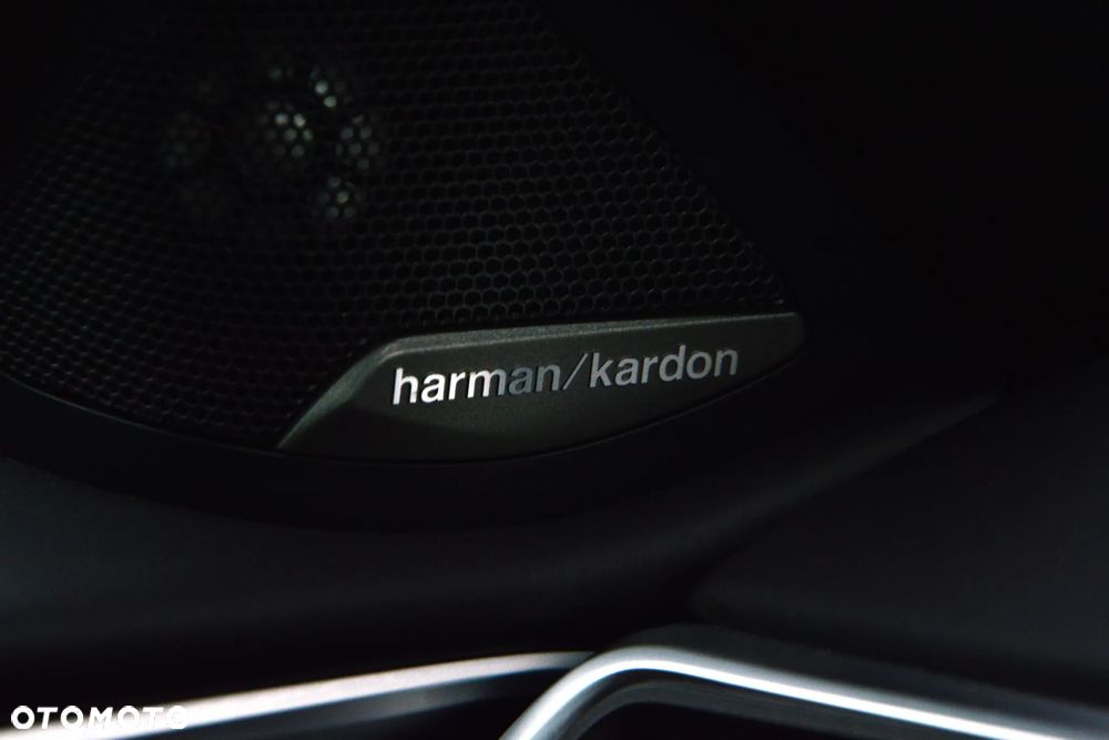 BMW M4 Competition M xDrive sport - 23