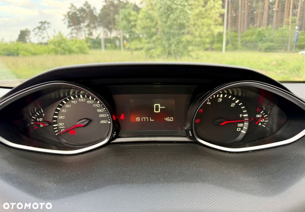 Peugeot 308 BlueHDi 120 Stop & Start Style - 16