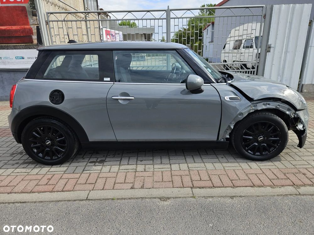 MINI ONE D Blackyard - 8