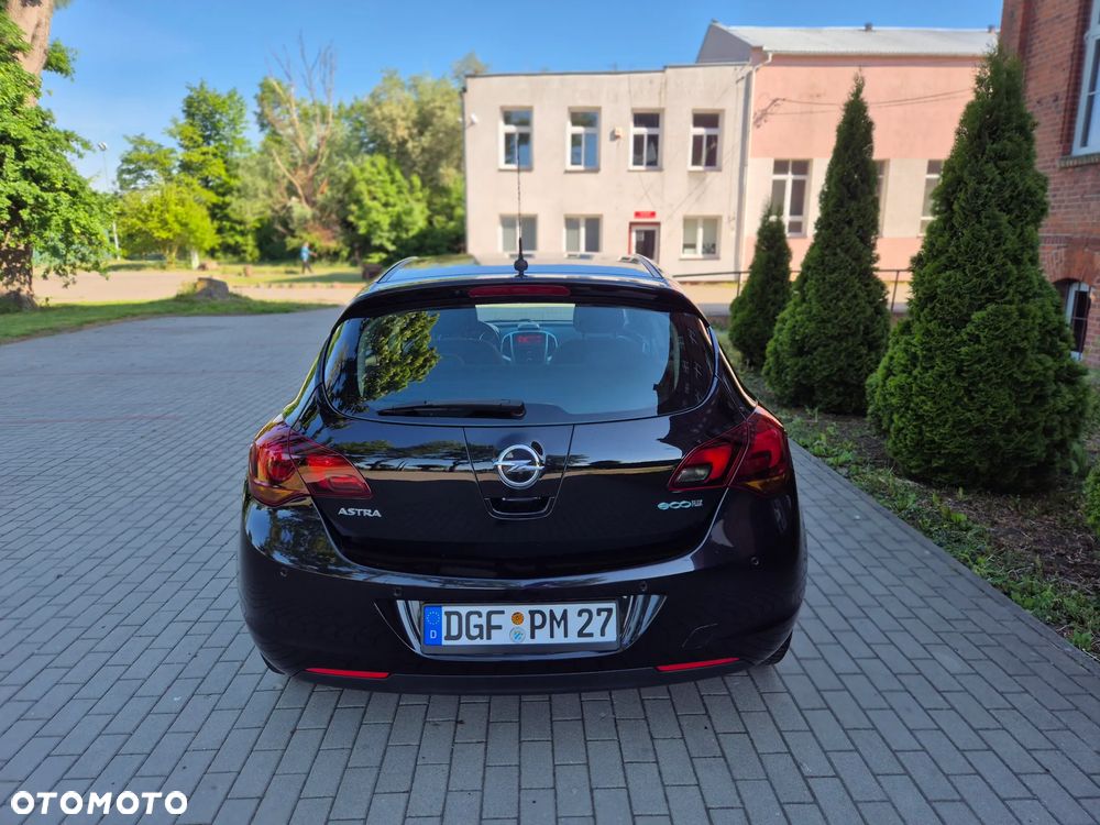 Opel Astra 1.4 ecoFLEX - 17