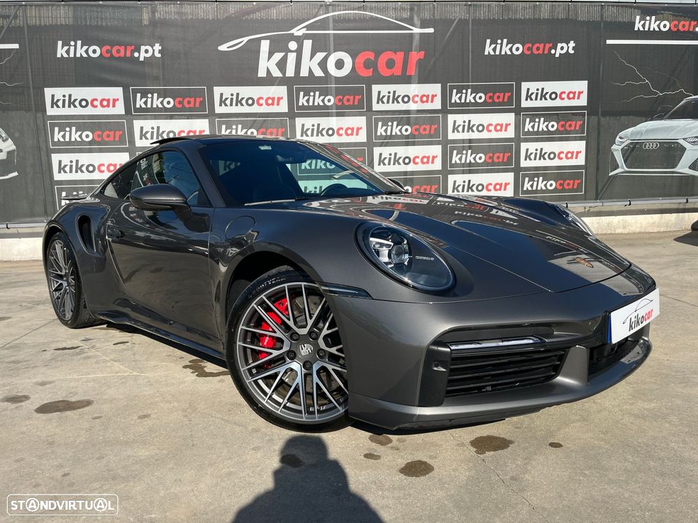 Porsche 911 (992) Turbo - 4