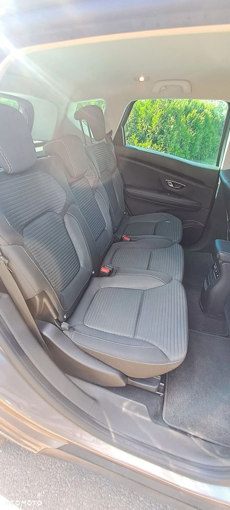 Renault Scenic BLUE dCi 120 EDC LIMITED - 6