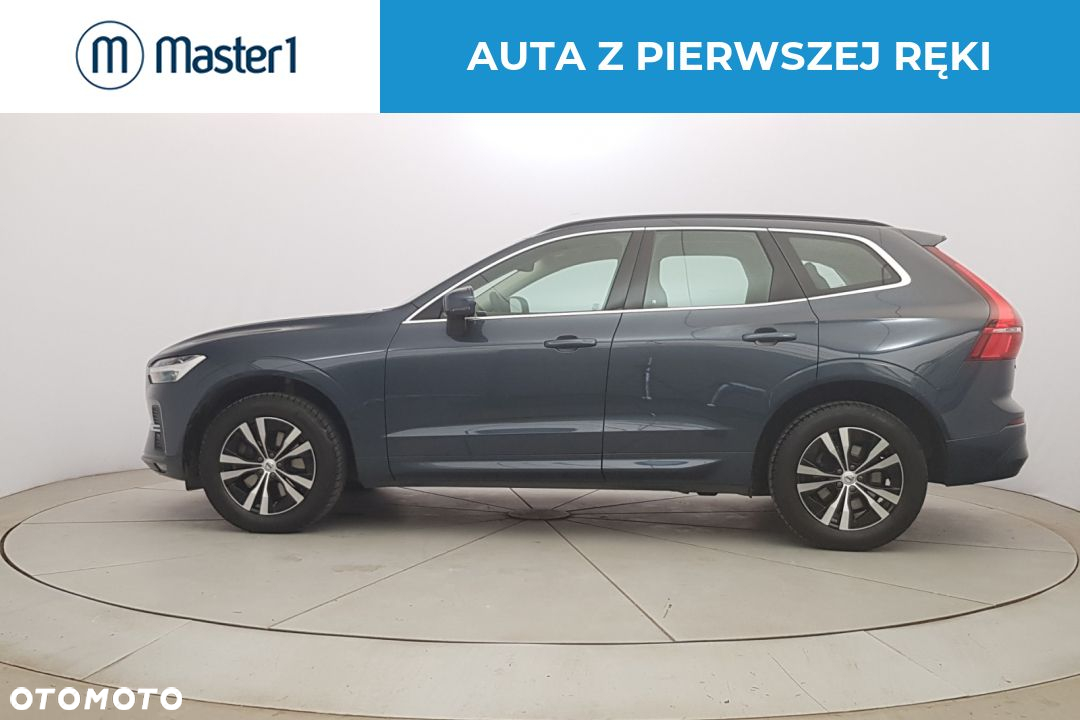 Volvo XC 60 B4 D AWD Momentum Pro - 4