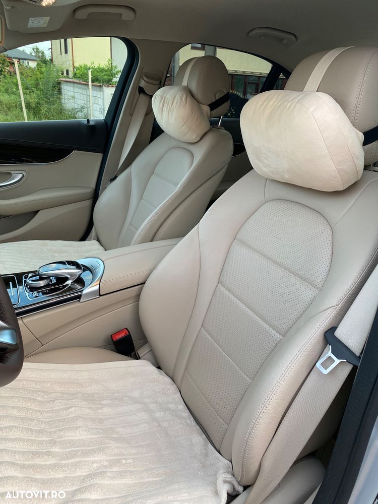 Mercedes-Benz C - 7