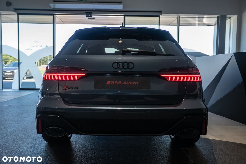 Audi RS6 Avant - 4