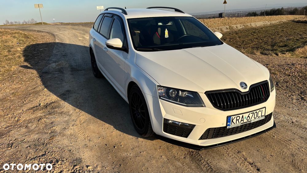 Skoda Octavia 2.0 TDI RS DSG - 3