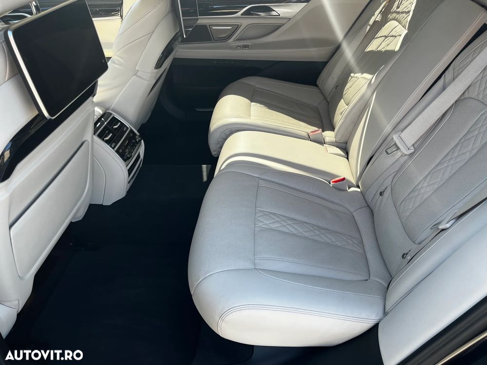 BMW Seria 7 750Ld xDrive - 11