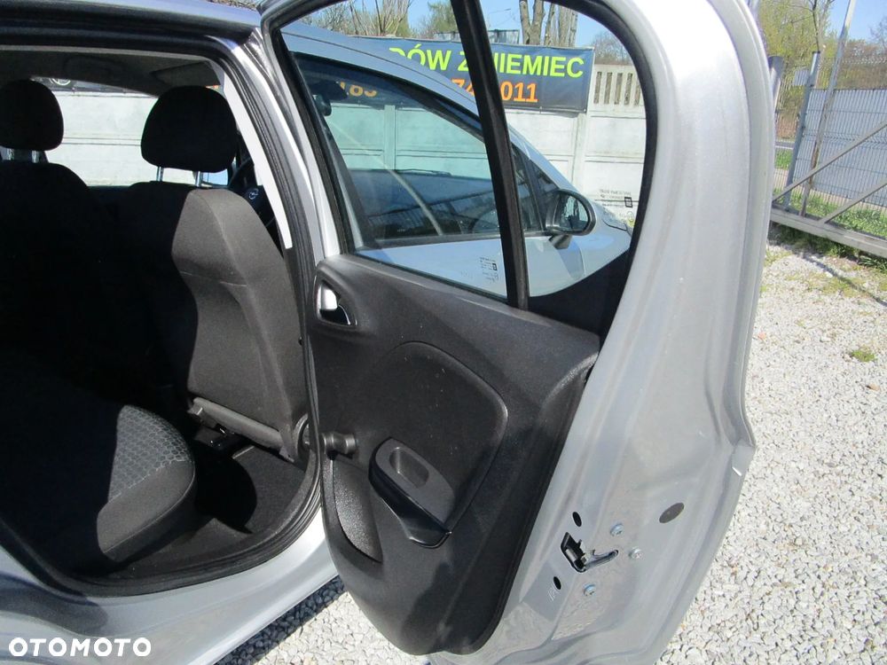 Opel Corsa 1.4 Innovation - 25