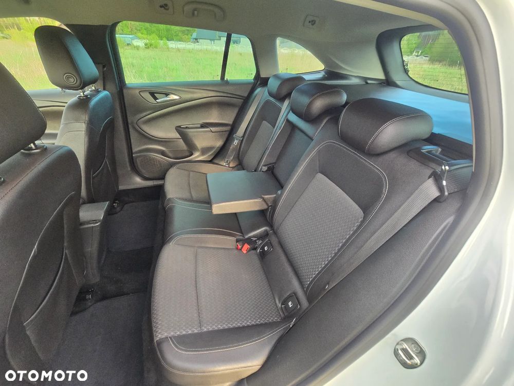 Opel Astra 1.6 D Start/Stop Edition - 19