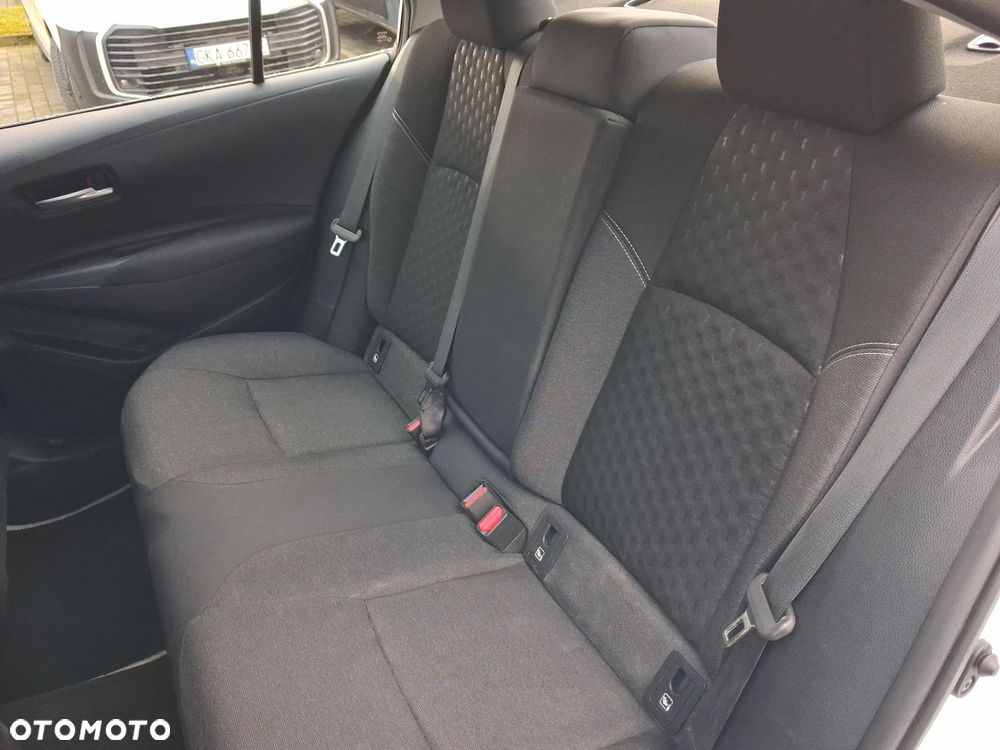 Toyota Corolla 1.8 Hybrid Comfort - 13