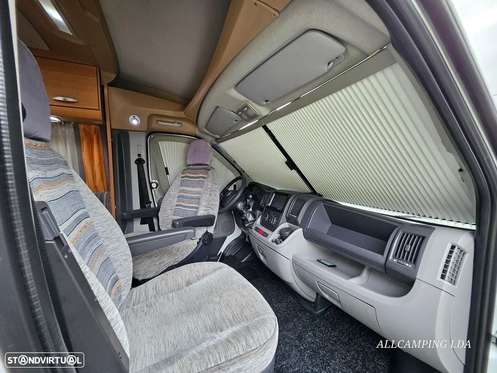 Knaus Sport TI CAMA FRANCESA SALÃO FACE TO FACE - 36