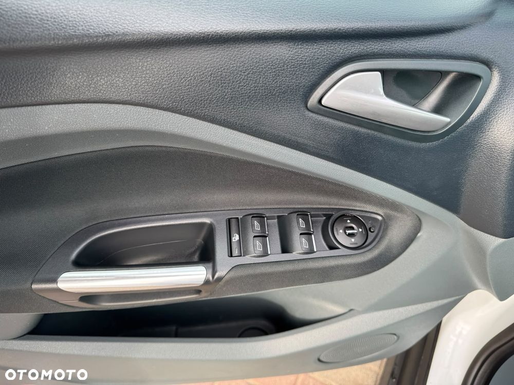 Ford C-MAX - 10