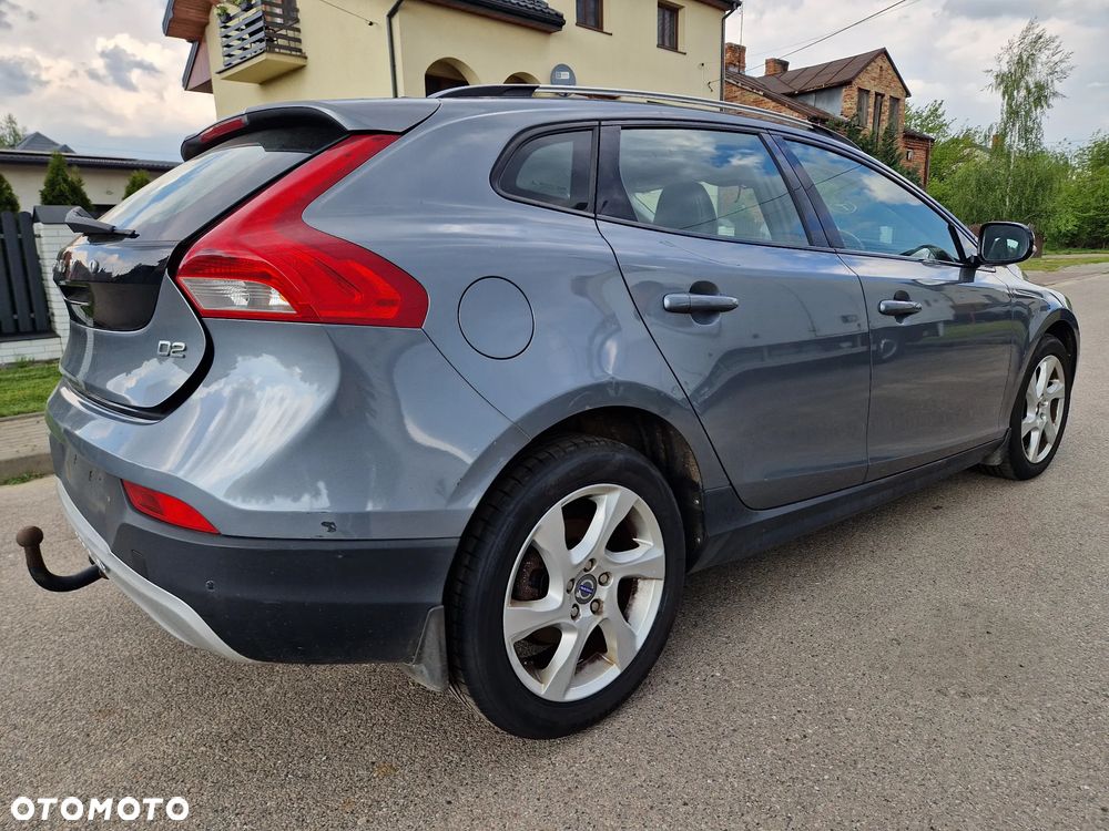 VOLVO V40II V40CC 2012> BŁOTNIK MASKA ZDERZAK BŁOTNIK XENON AIRBAG RADAR PAS PRZEDNI  714-46 1.6D2 - 4
