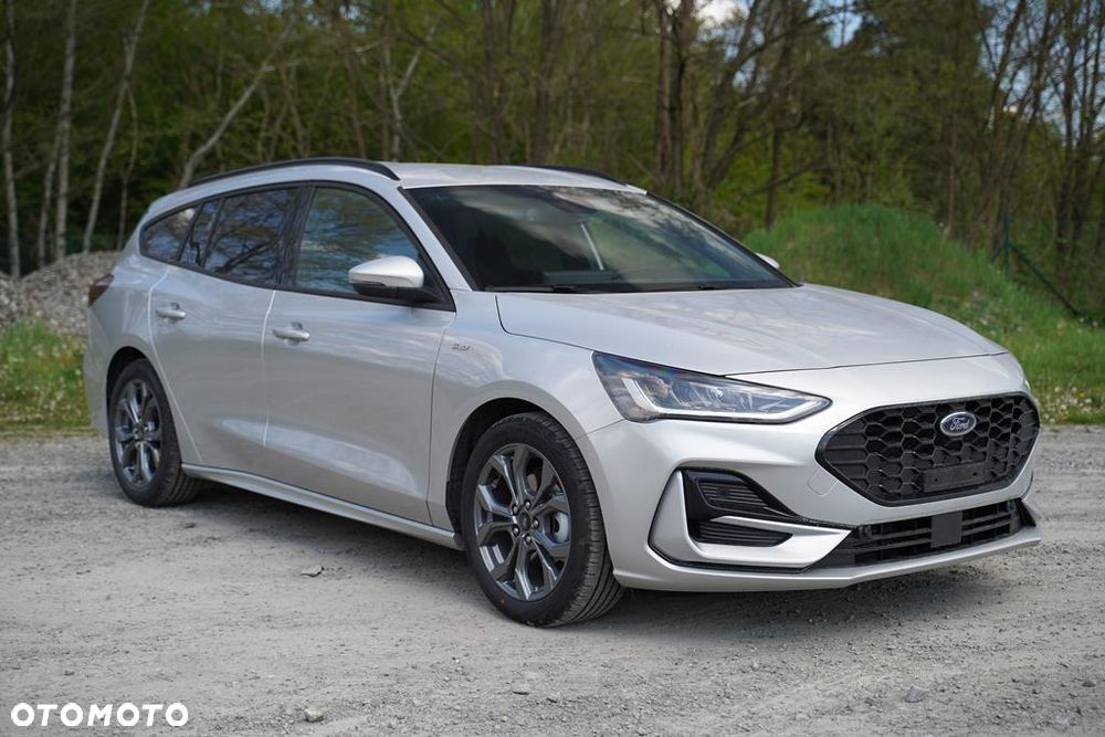Ford Focus 1.0 EcoBoost mHEV ST-Line X - 2