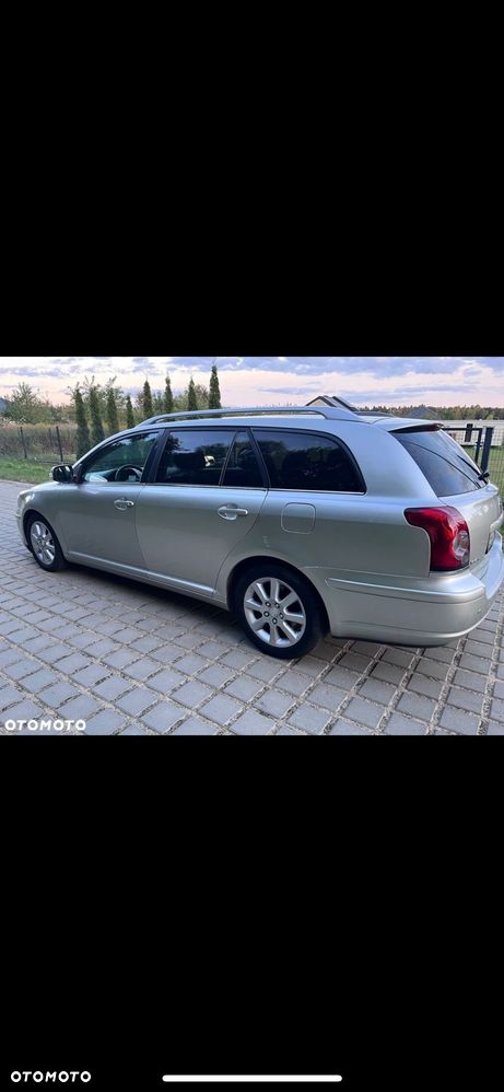 Toyota Avensis 2.2 D-4D Prestige Gold - 7